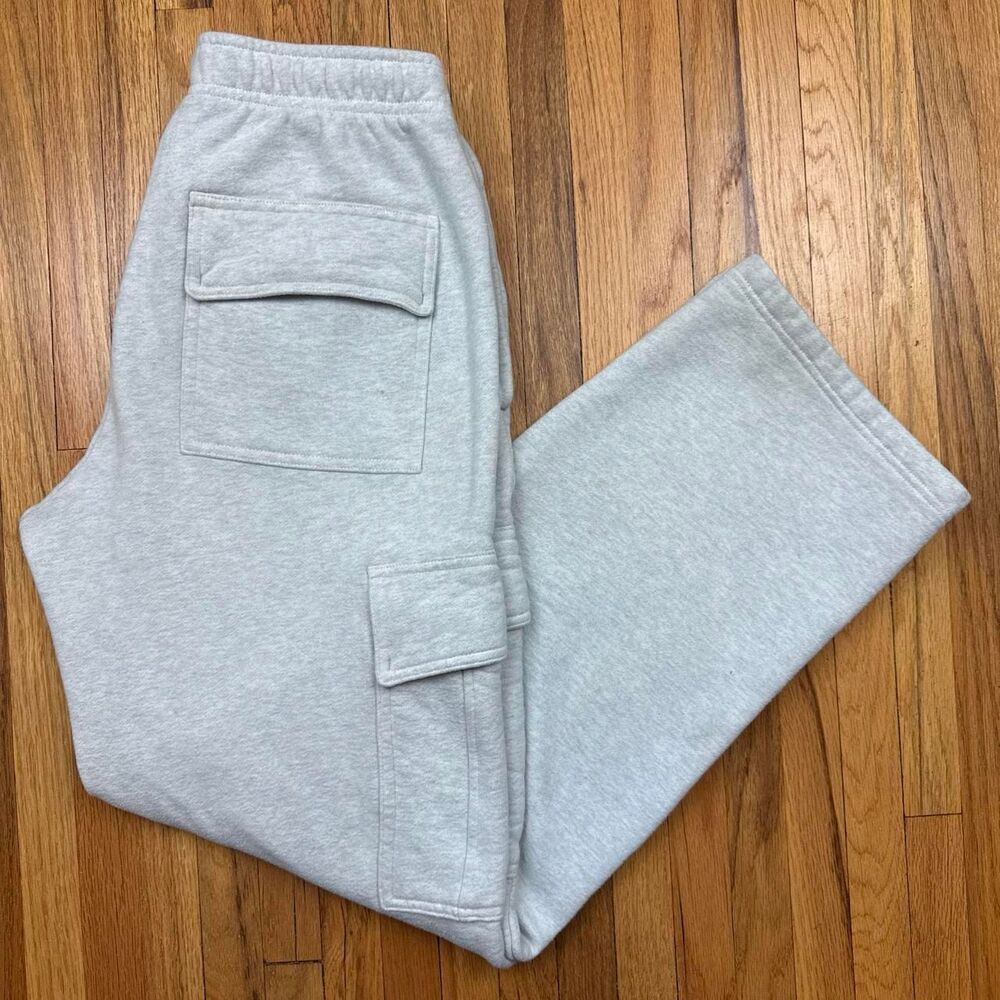 Aritzia Women's Grey Joggers-tracksuits